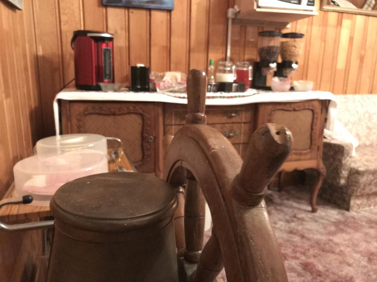 Antiguos Bed And Breakfast Пуерто Наталес Екстериор снимка