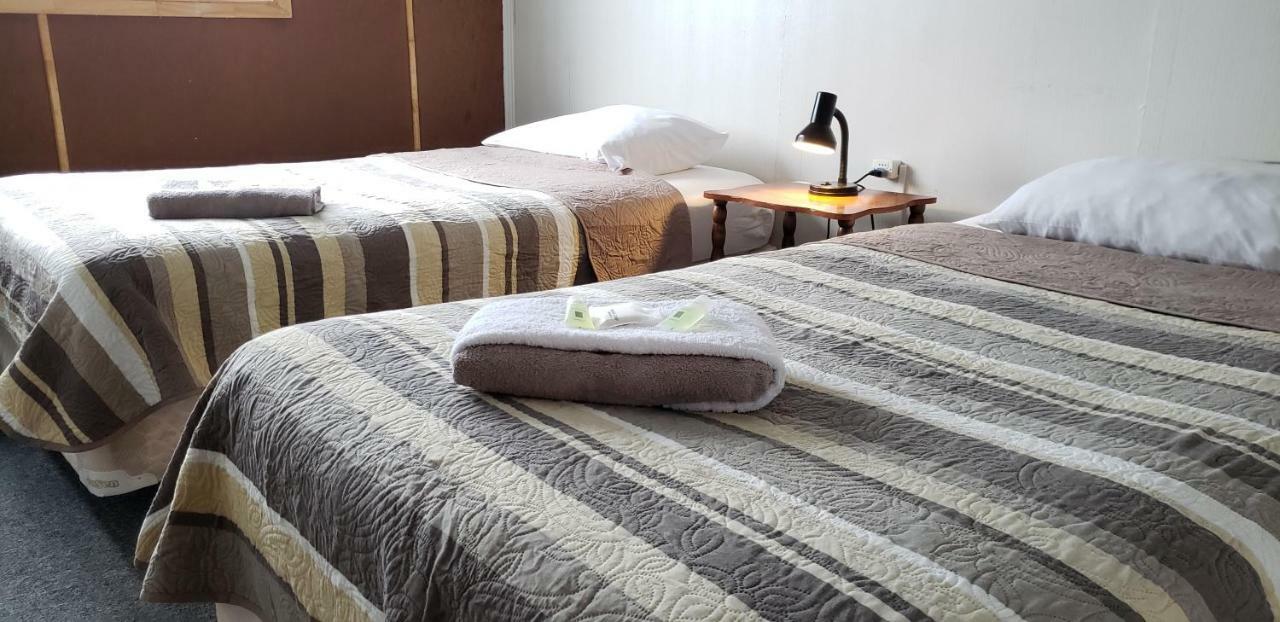Antiguos Bed And Breakfast Пуерто Наталес Екстериор снимка