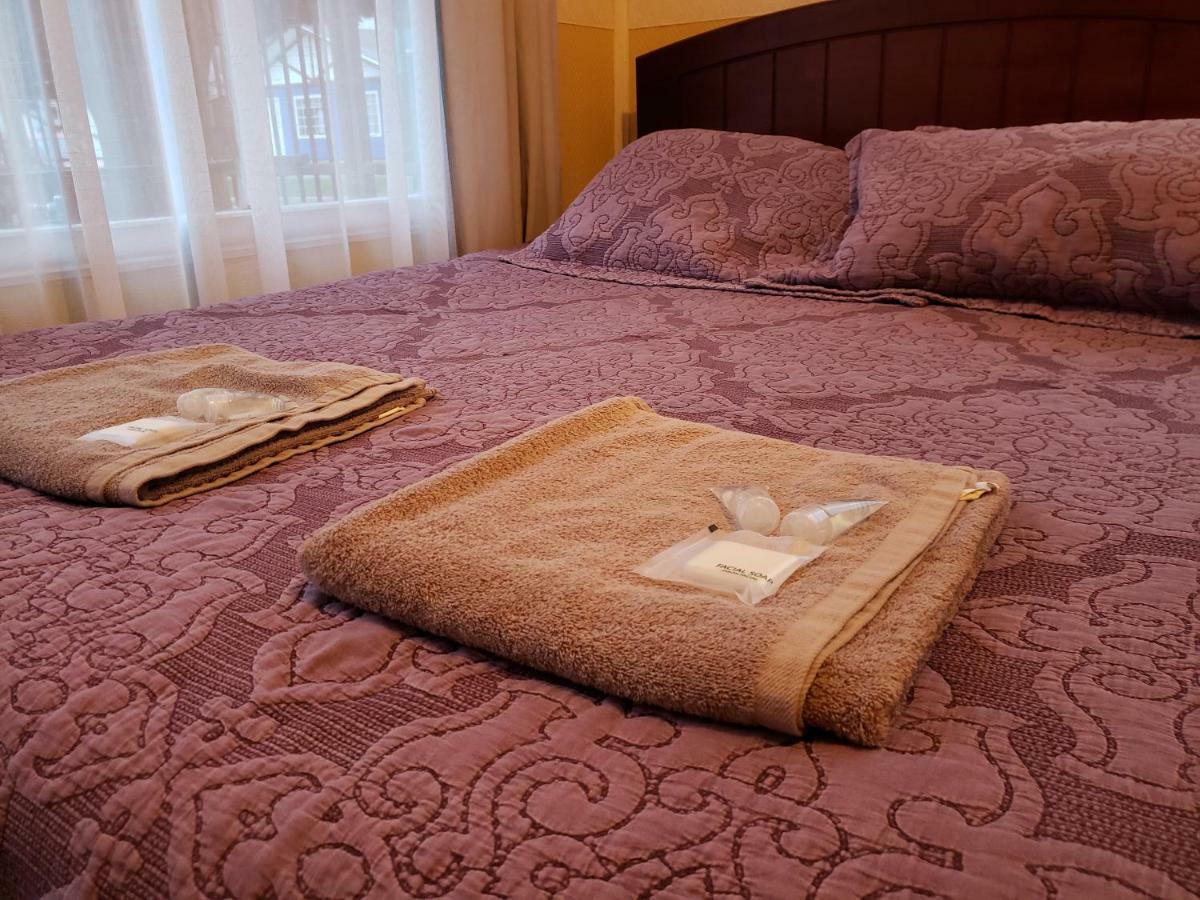 Antiguos Bed And Breakfast Пуерто Наталес Екстериор снимка
