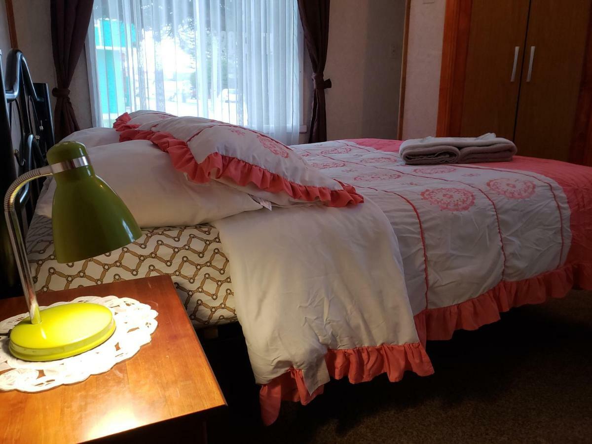 Antiguos Bed And Breakfast Пуерто Наталес Екстериор снимка