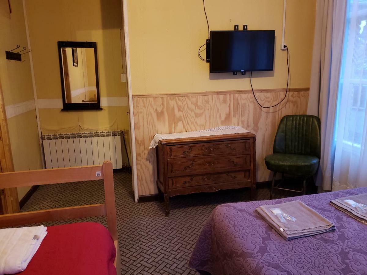 Antiguos Bed And Breakfast Пуерто Наталес Екстериор снимка